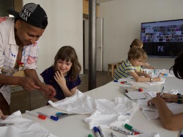 Workshop enfants Ambiance J'avoue Ziva avec Vava Dudu © Lafayette Anticipations